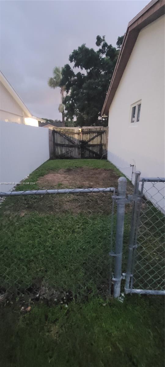 13935 SW 107th Ter