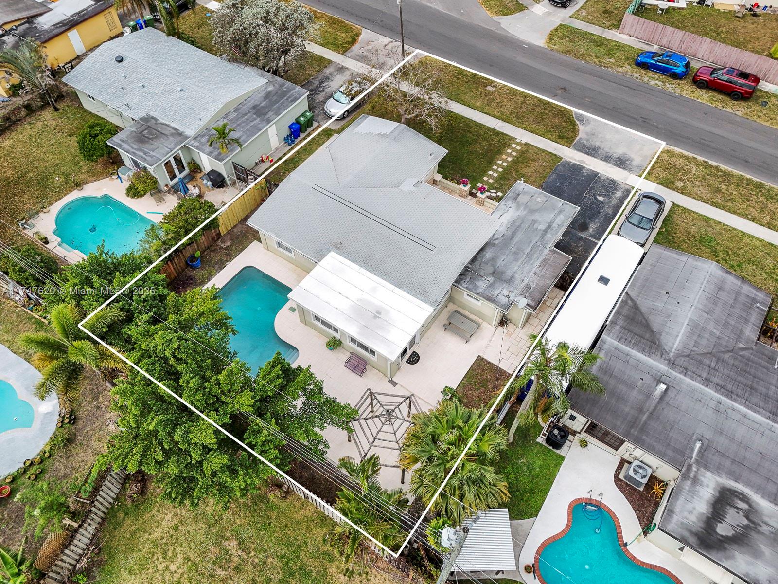 431 SW 64th Way