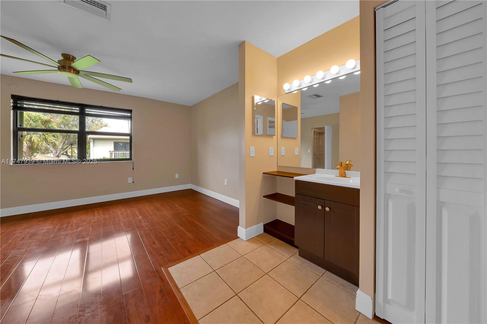 10661 SW 113th Pl # 94C