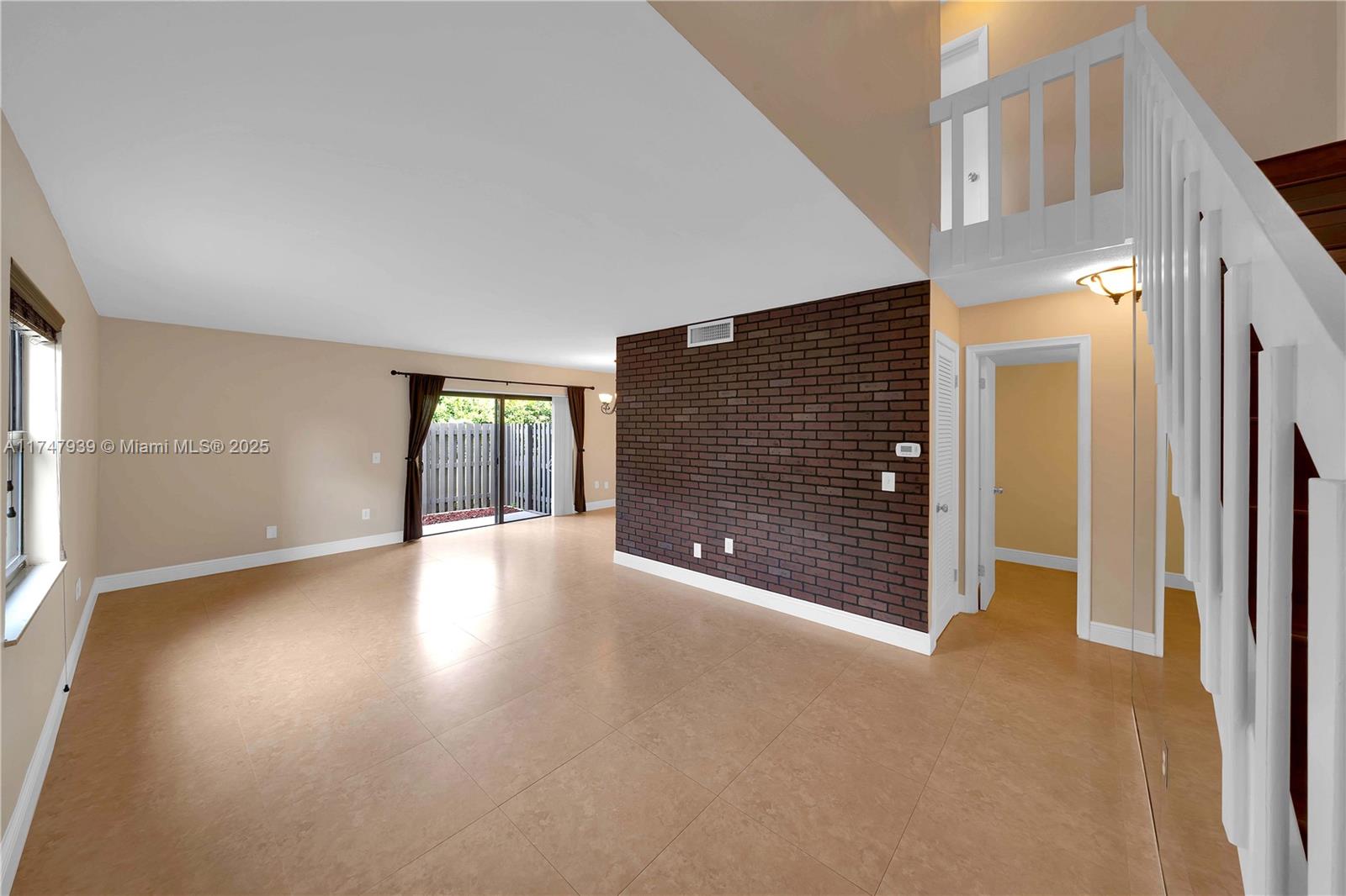 10661 SW 113th Pl # 94C