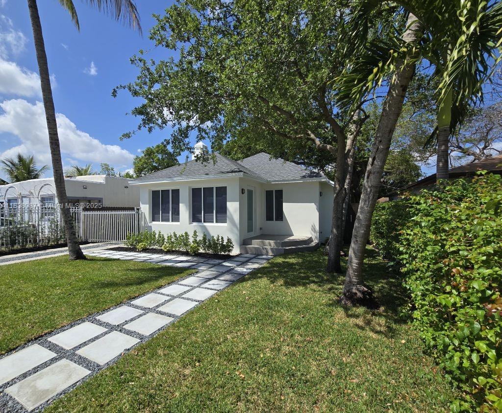 1923 NW 48th St