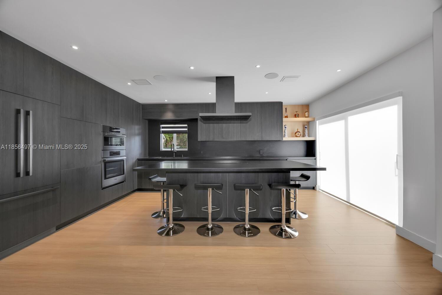 5827 SW 69th Ct # 5827