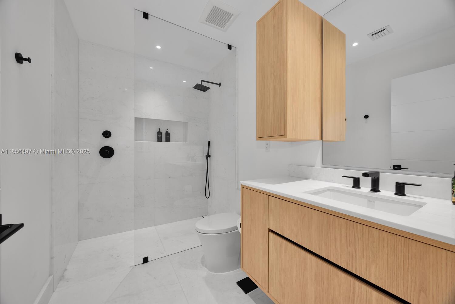 5827 SW 69th Ct # 5827