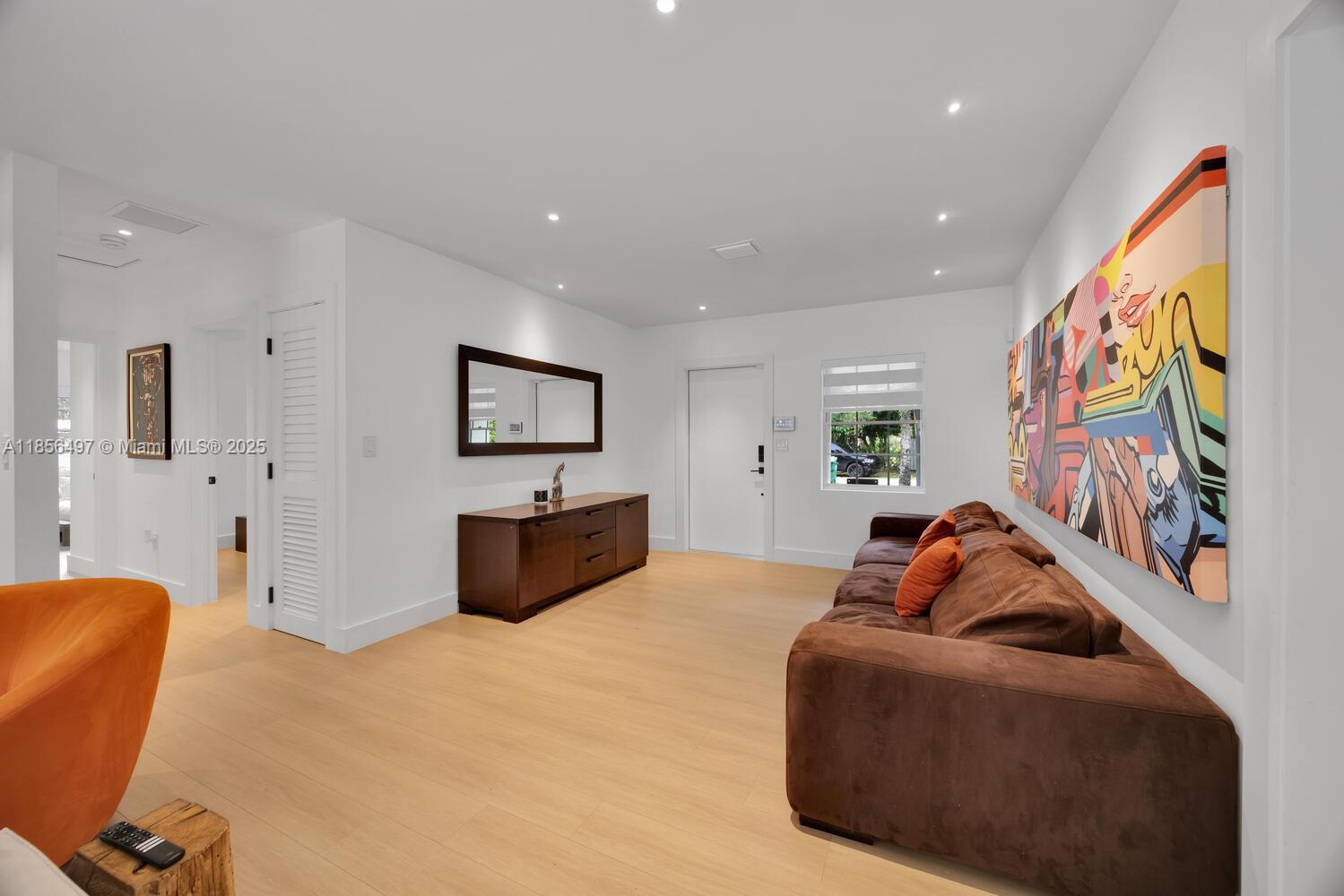 5827 SW 69th Ct # 5827