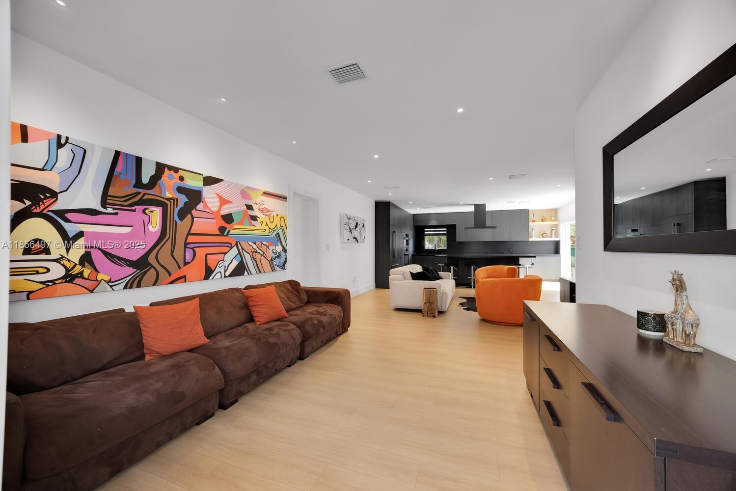 5827 SW 69th Ct # 5827