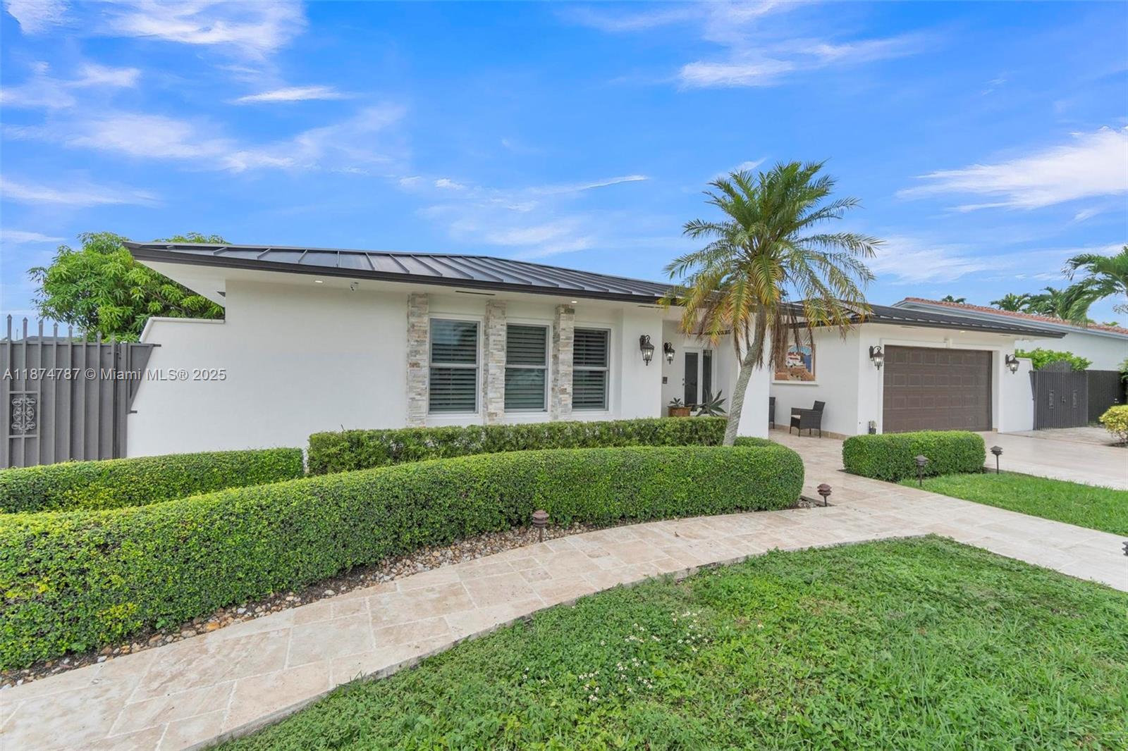 1900 SW 126th Ct