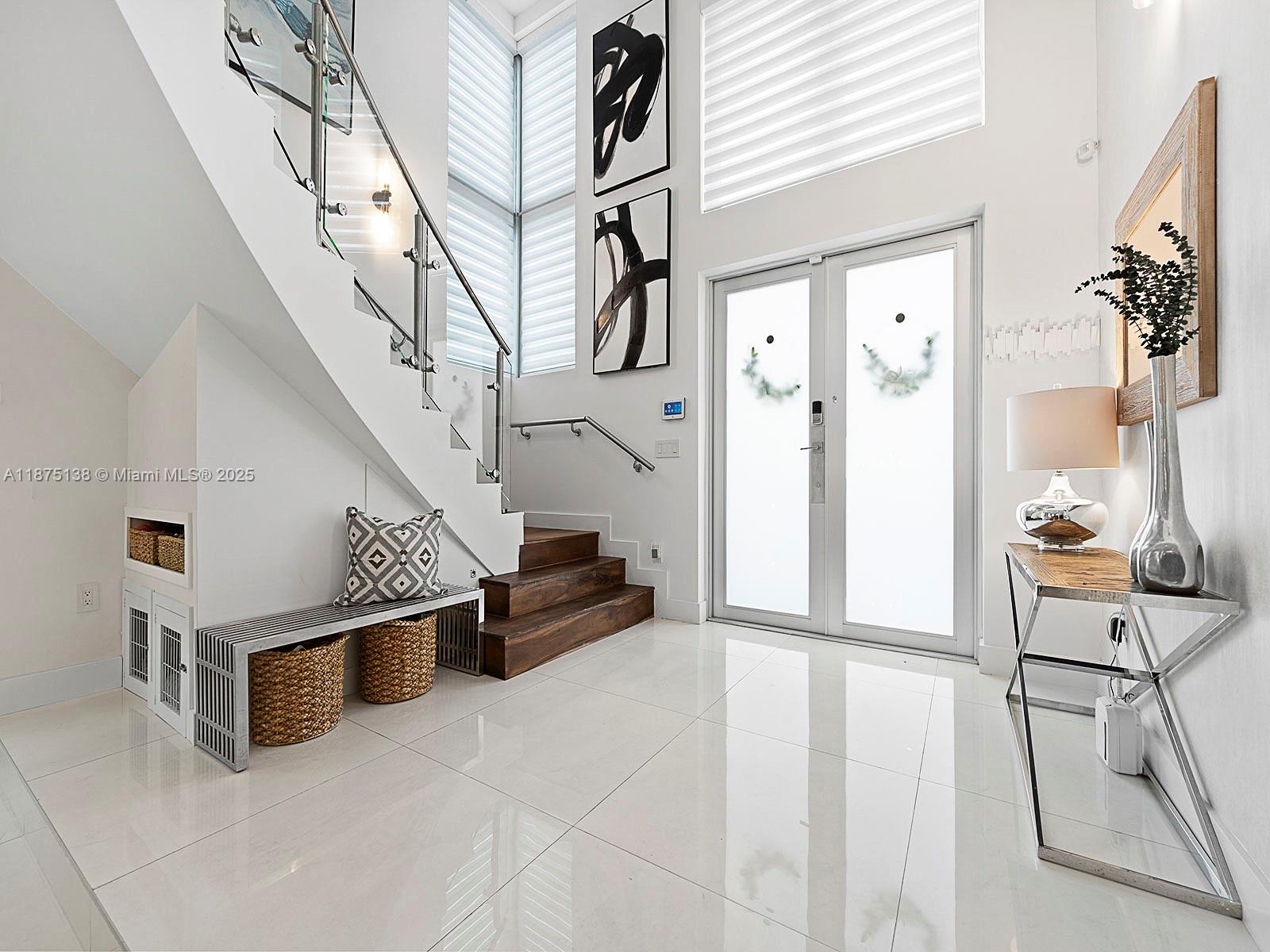 8271 NW 34th Dr Unit: .