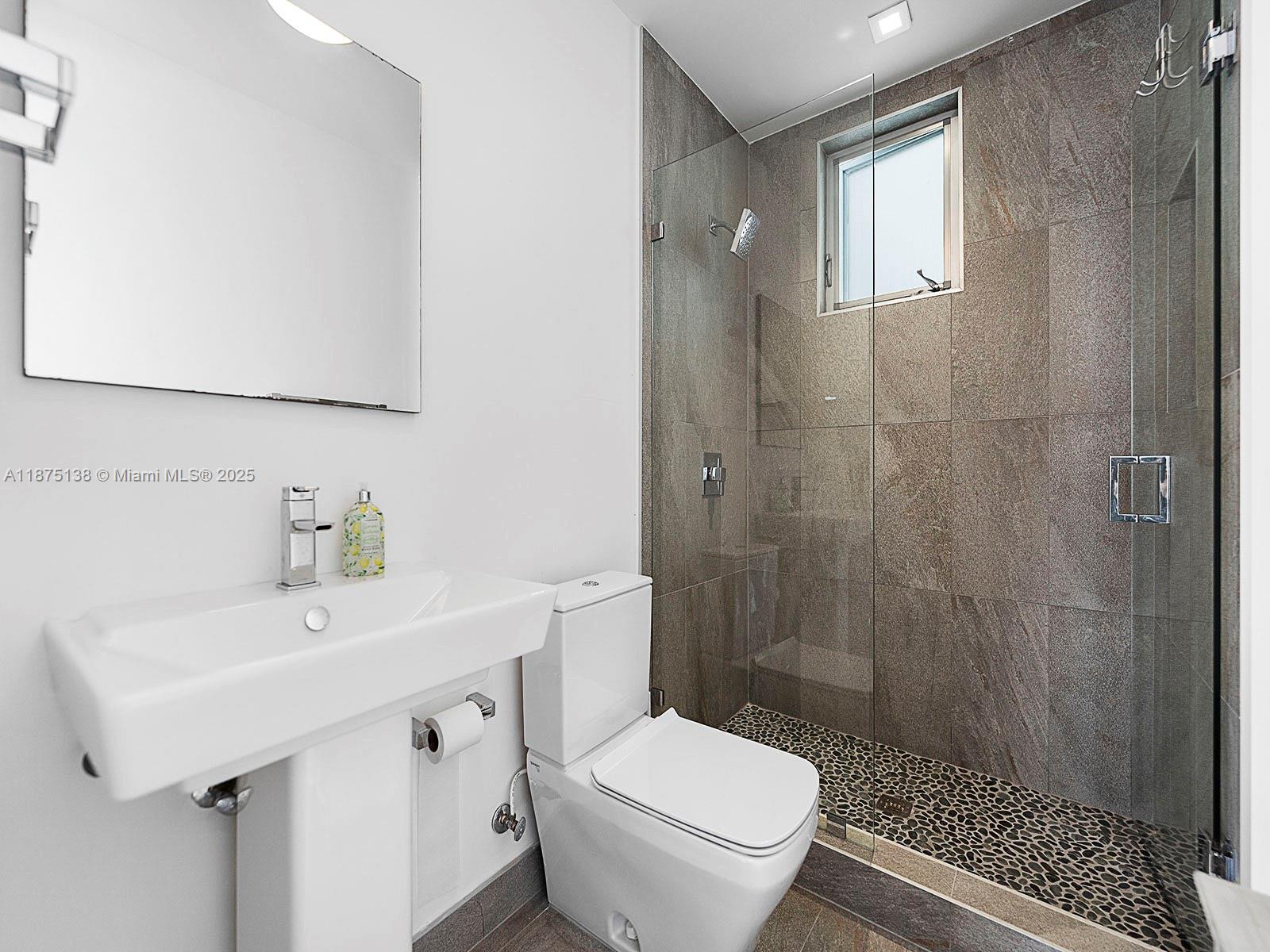 8271 NW 34th Dr Unit: .