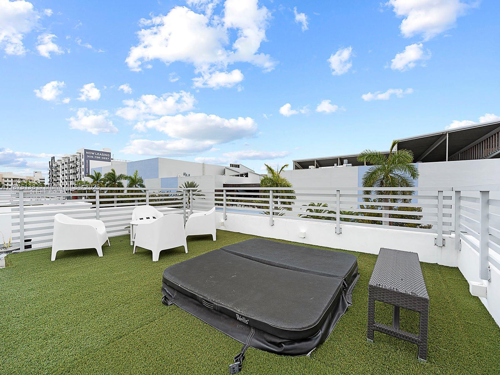 8271 NW 34th Dr Unit: .