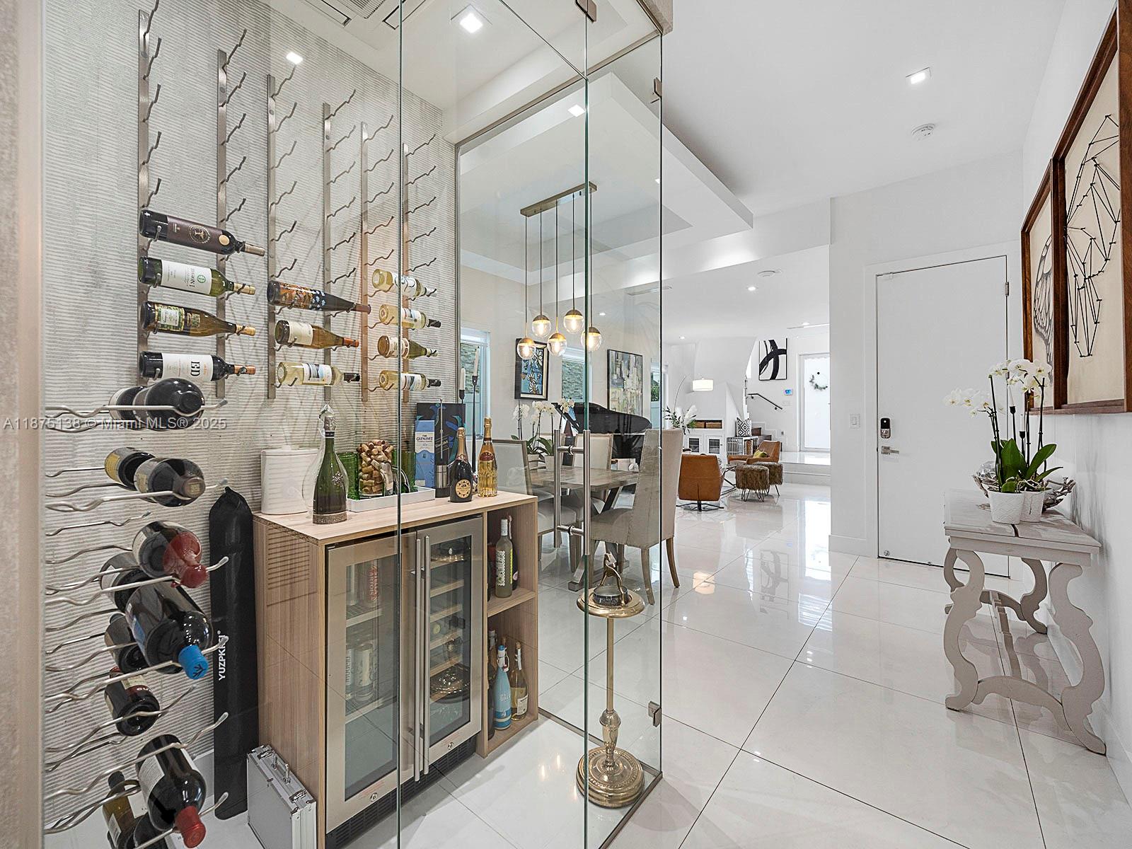 8271 NW 34th Dr Unit: .