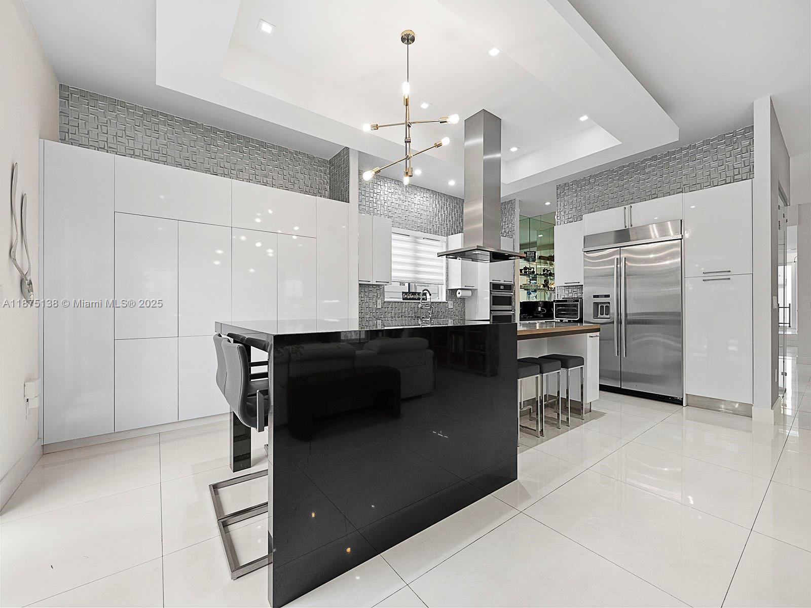 8271 NW 34th Dr Unit: .