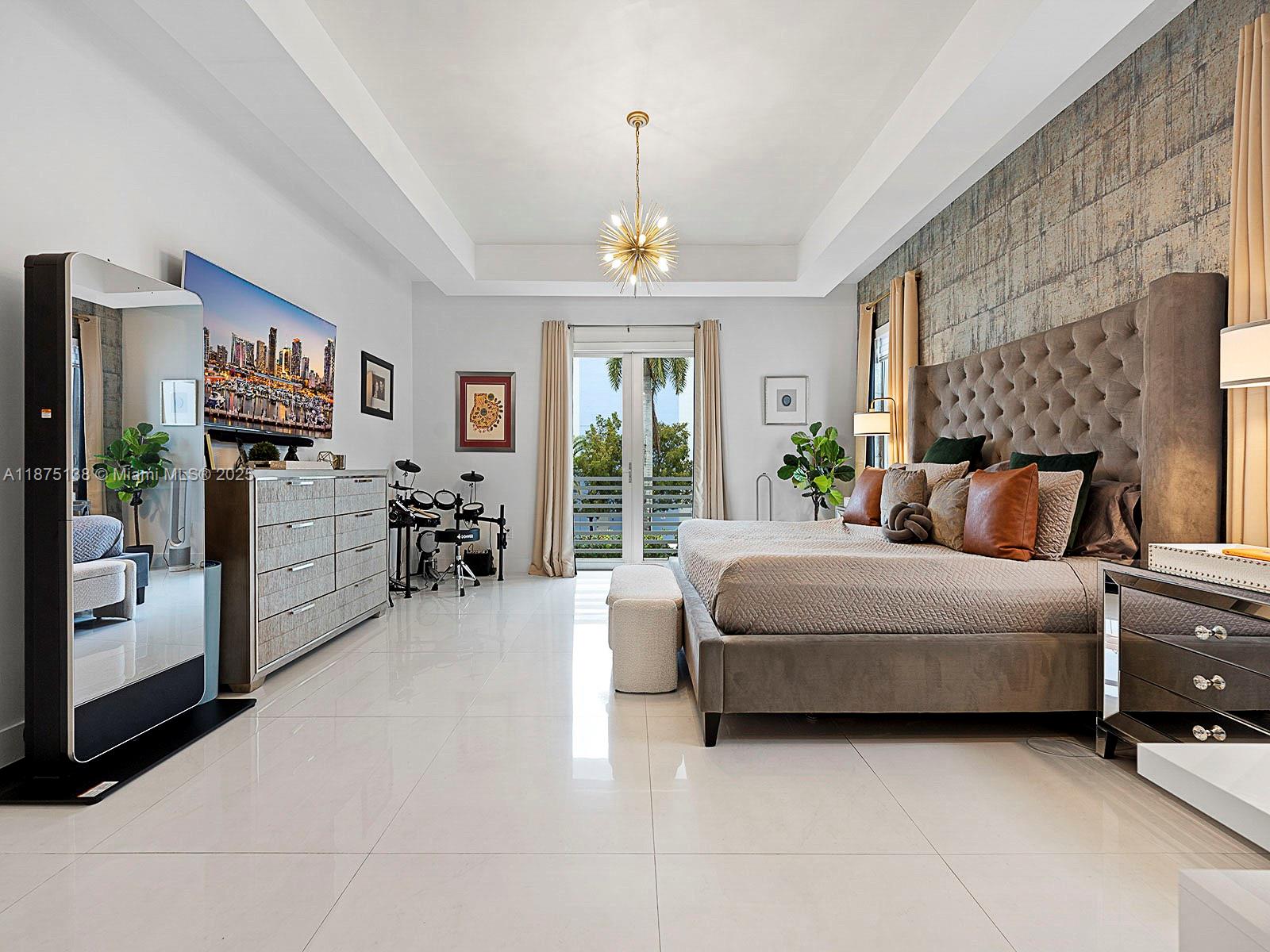 8271 NW 34th Dr Unit: .
