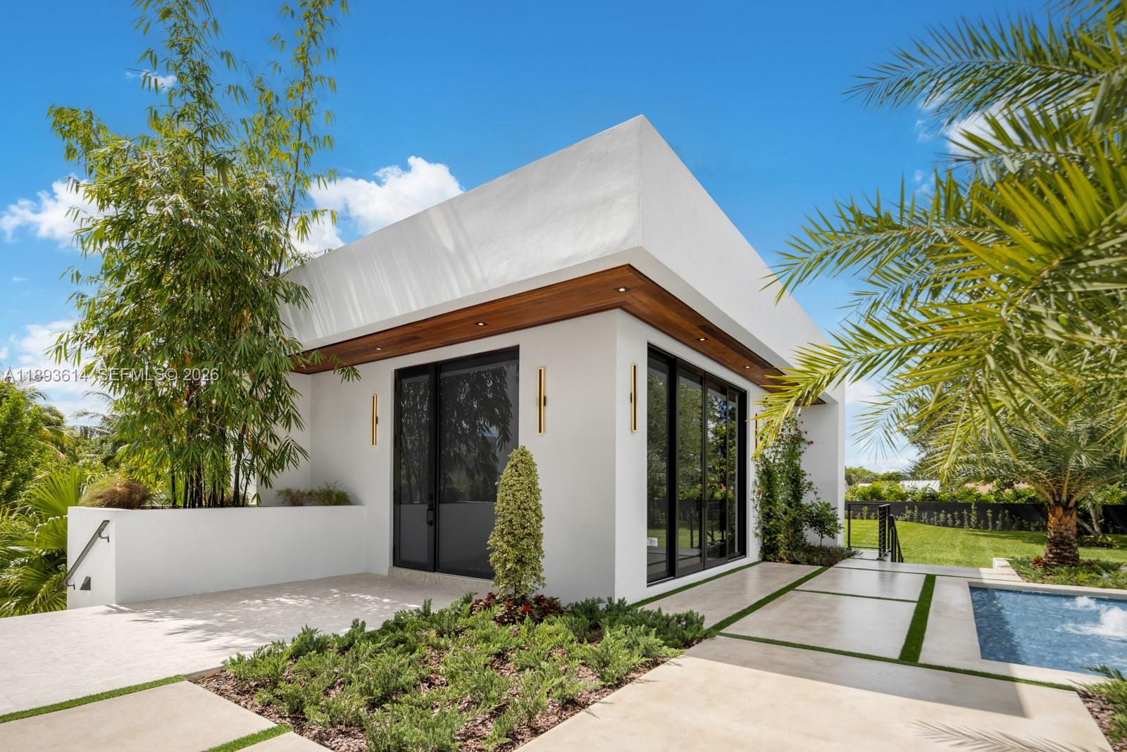 9900 SW 125th Ave