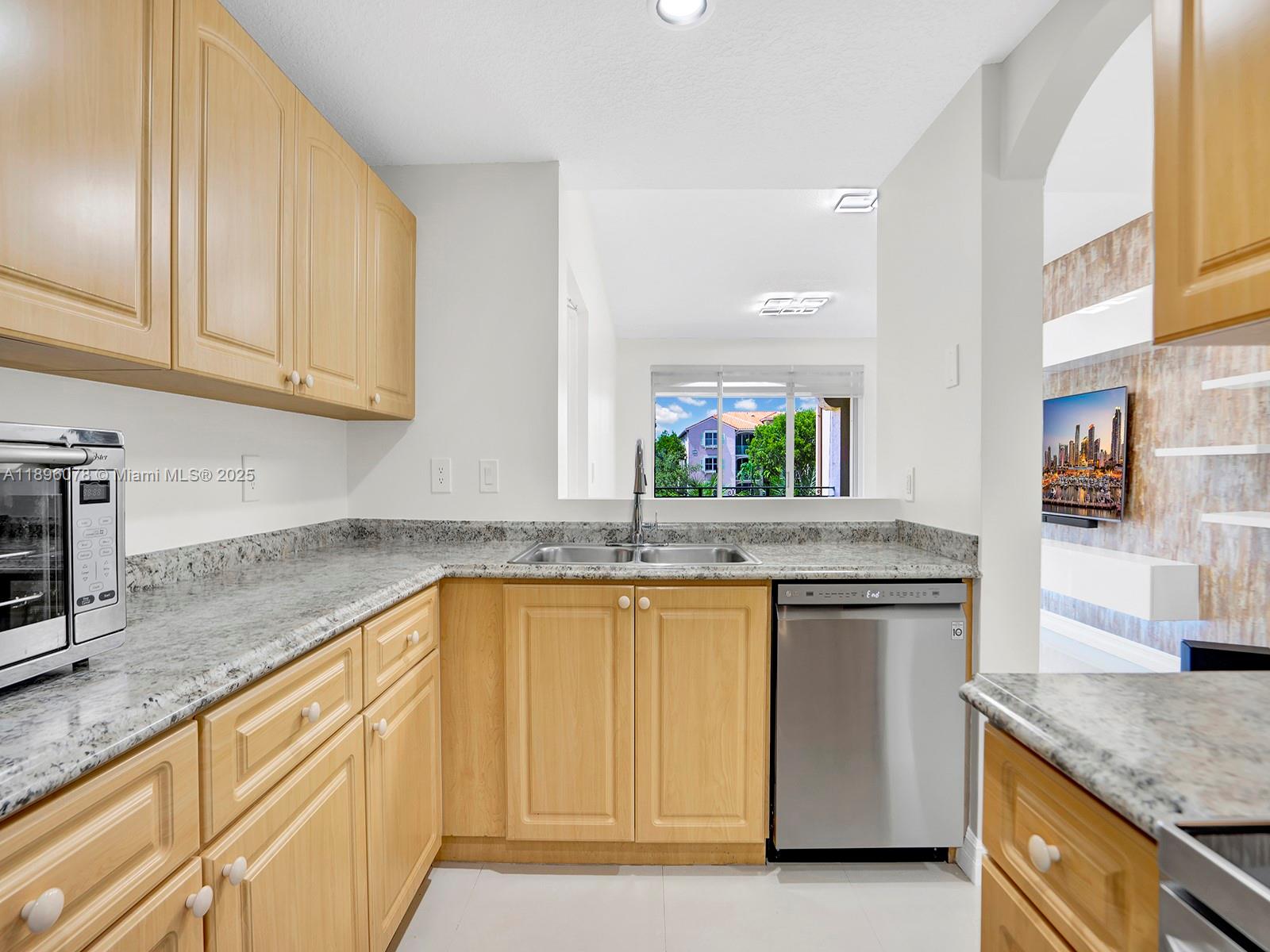 6420 NW 114th Ave # 1325, Doral Unit: 1325