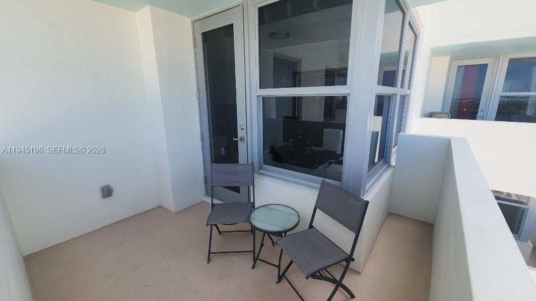 2899 Collins Ave # 1620