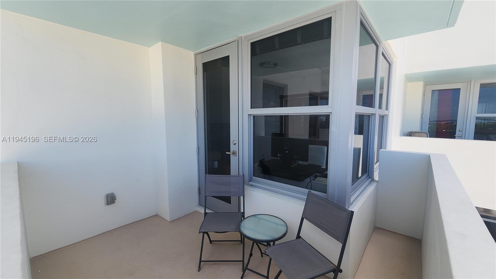 2899 Collins Ave # 1620