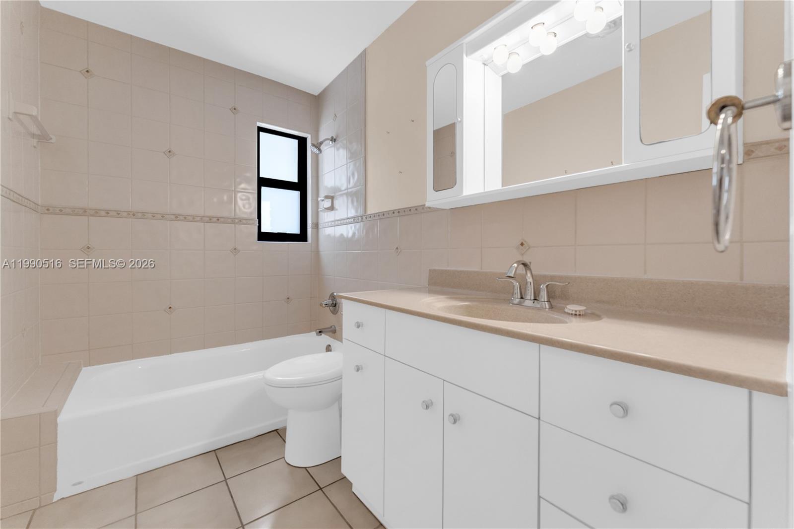 10020 SW 102nd Ave Rd