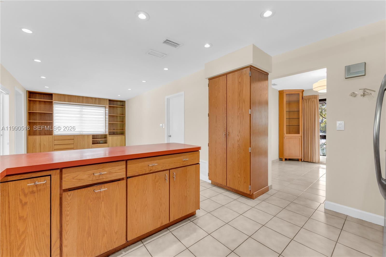 10020 SW 102nd Ave Rd