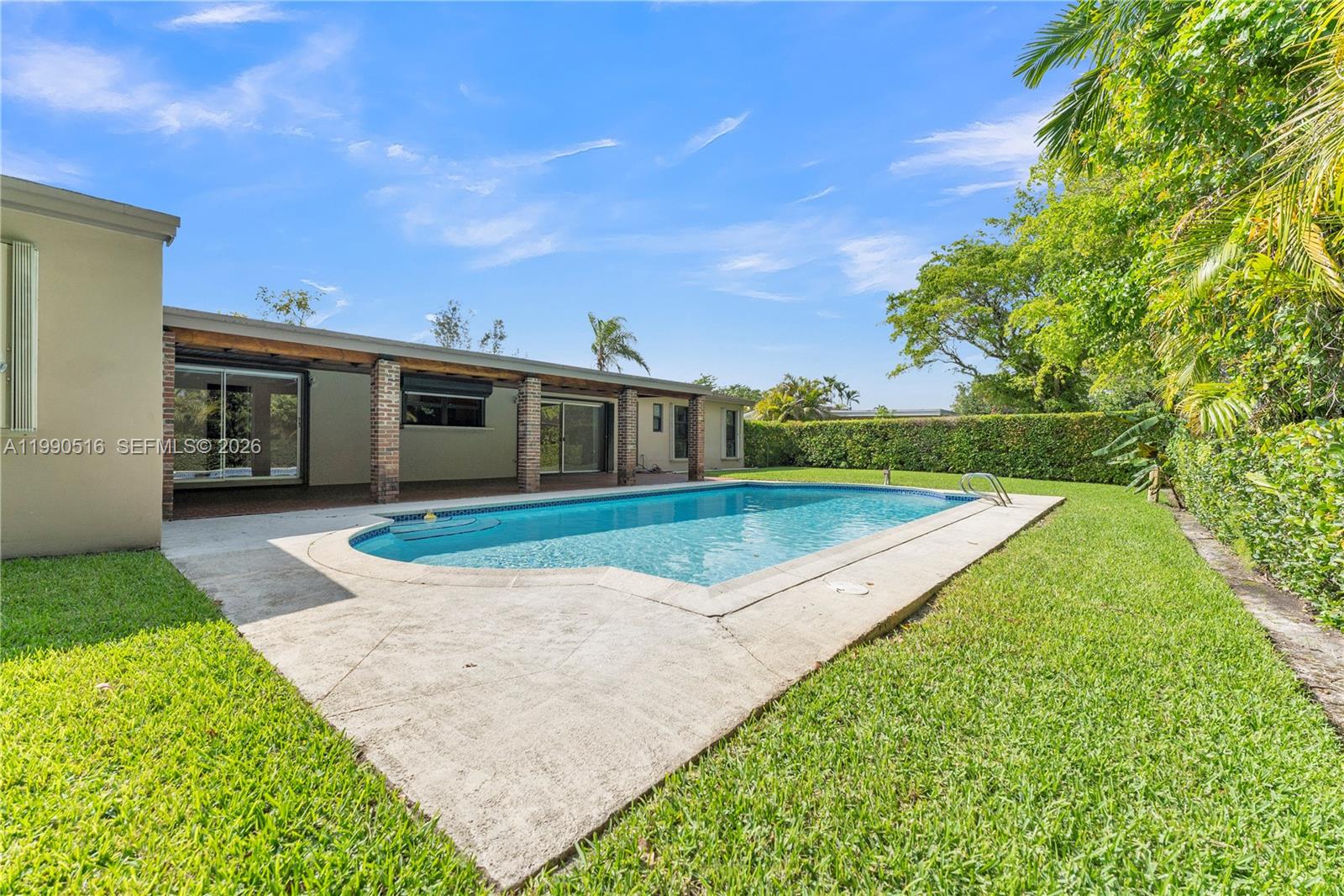 10020 SW 102nd Ave Rd