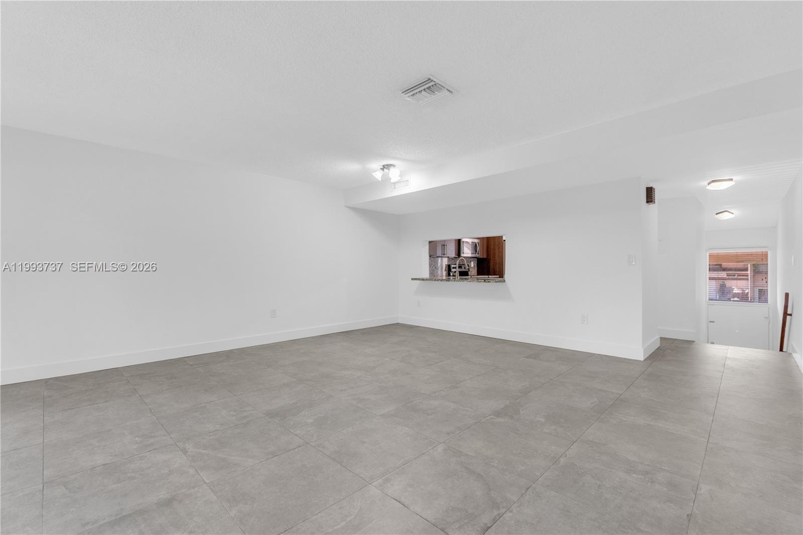 425 W Park Dr # 12