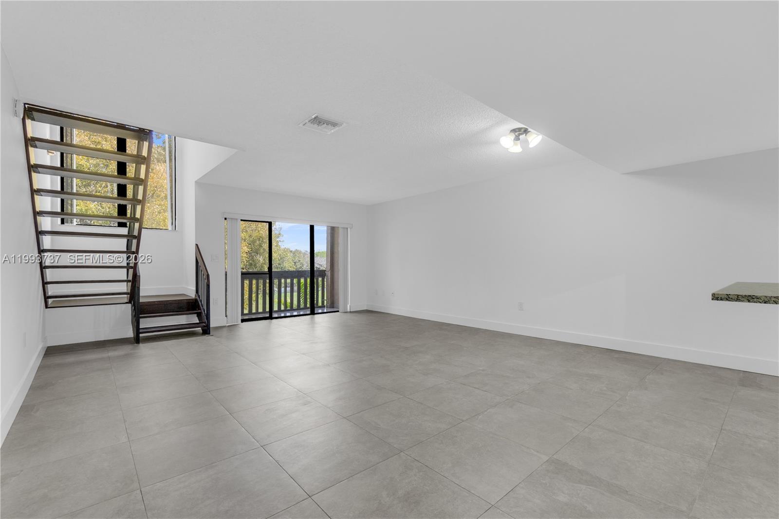 425 W Park Dr # 12