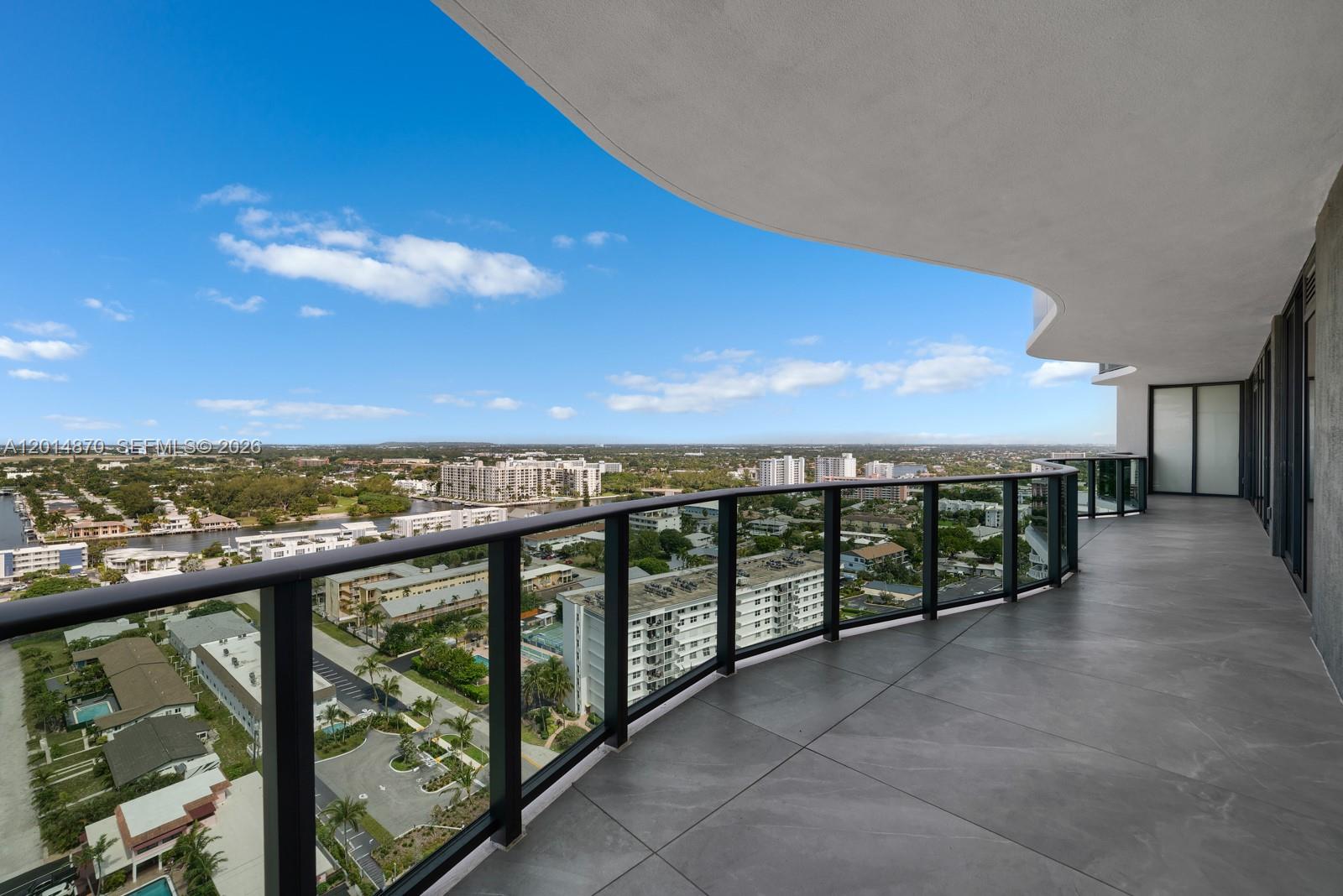 900 N Ocean Blvd # 1903