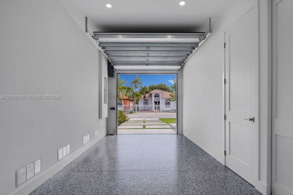 2265 SW 4 St