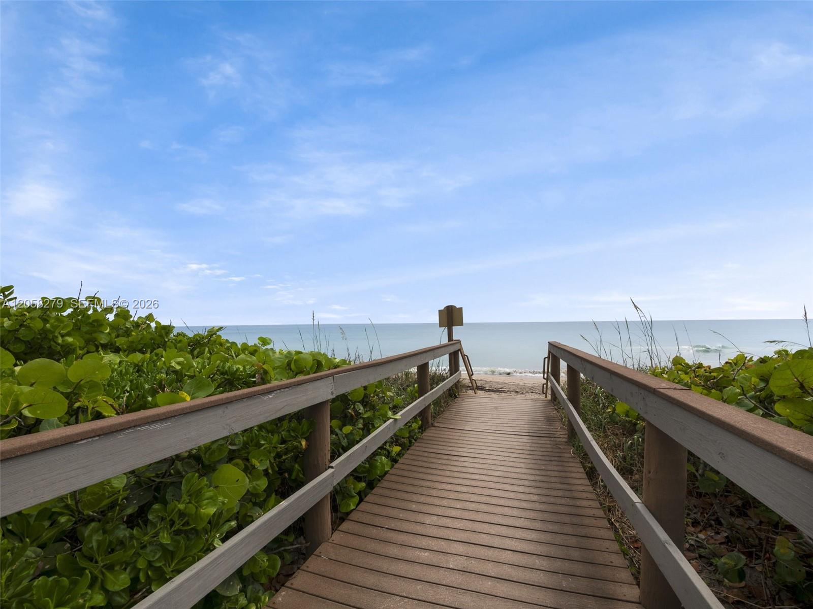 9940 S Ocean Dr # 508