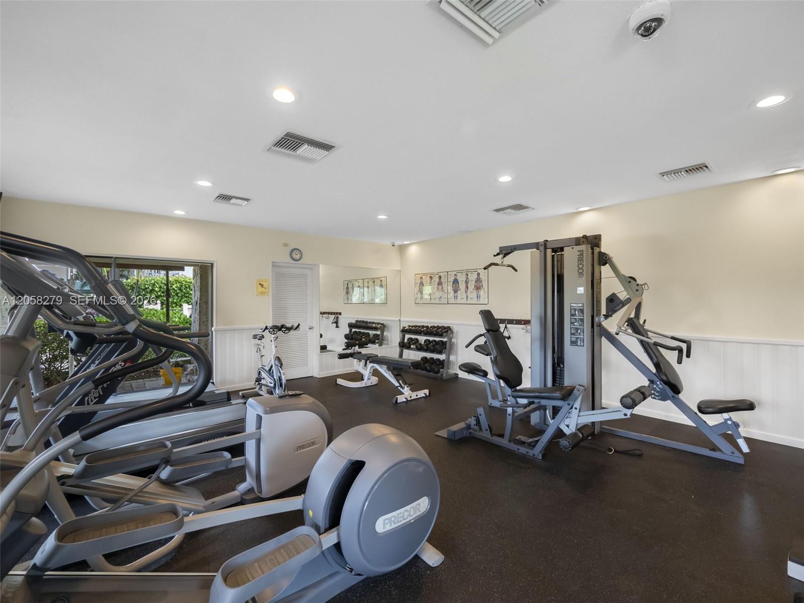 9940 S Ocean Dr # 508