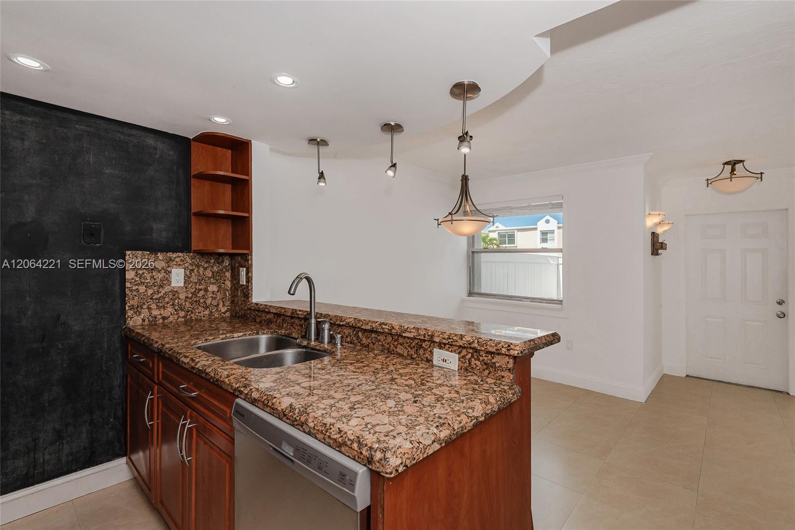4520 SW 68th Ct Cir # 5 Unit: 25-5