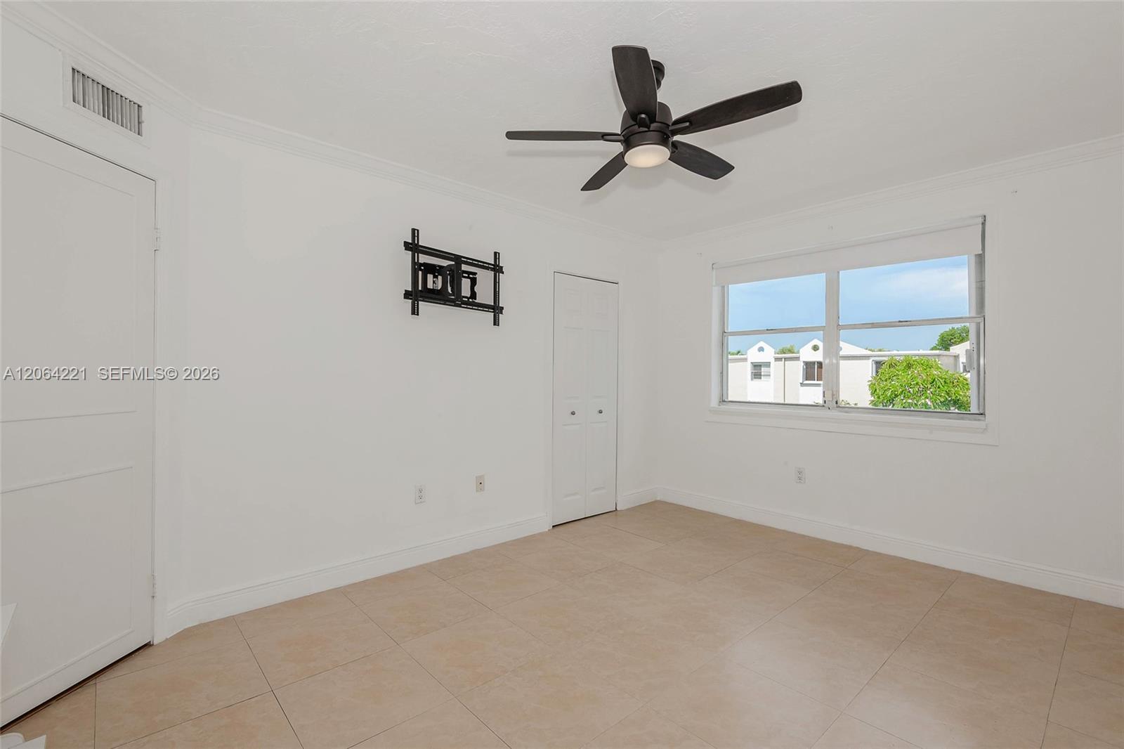 4520 SW 68th Ct Cir # 5 Unit: 25-5