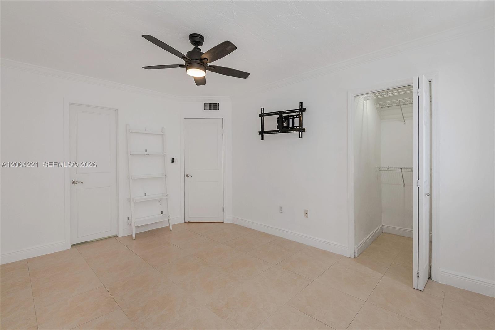 4520 SW 68th Ct Cir # 5 Unit: 25-5
