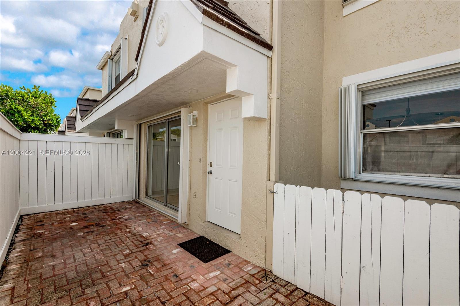4520 SW 68th Ct Cir # 5 Unit: 25-5