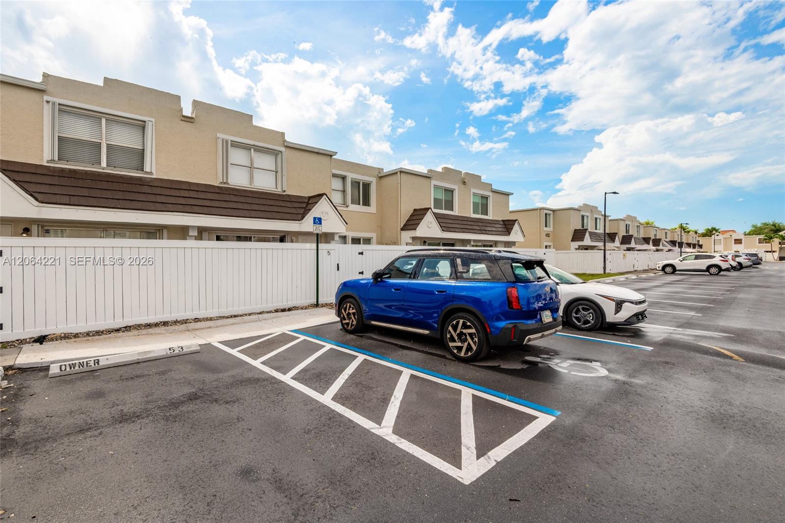 4520 SW 68th Ct Cir # 5 Unit: 25-5