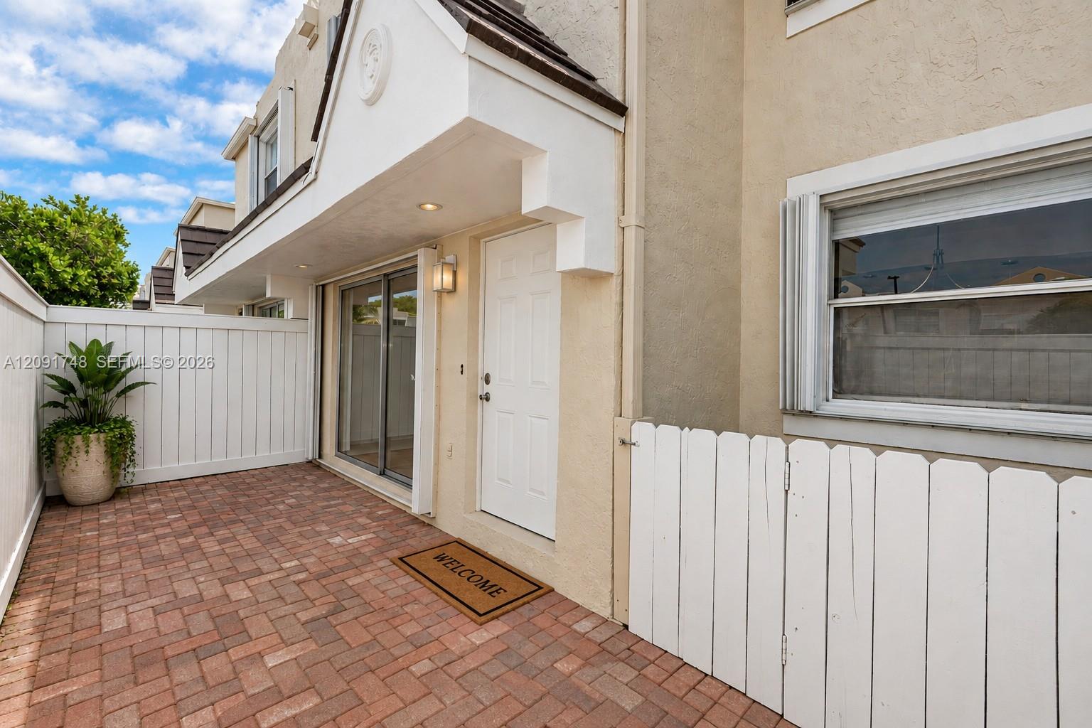 4520 SW 68th Ct Cir # 5 Unit: 25-5