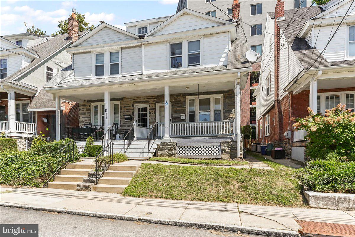 9 W ATHENS AVENUE