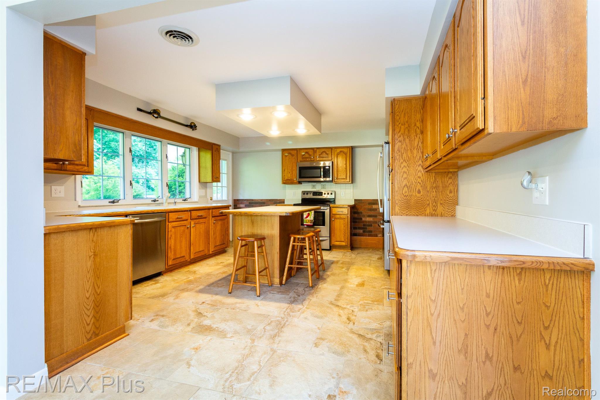 132 CURELLA Drive