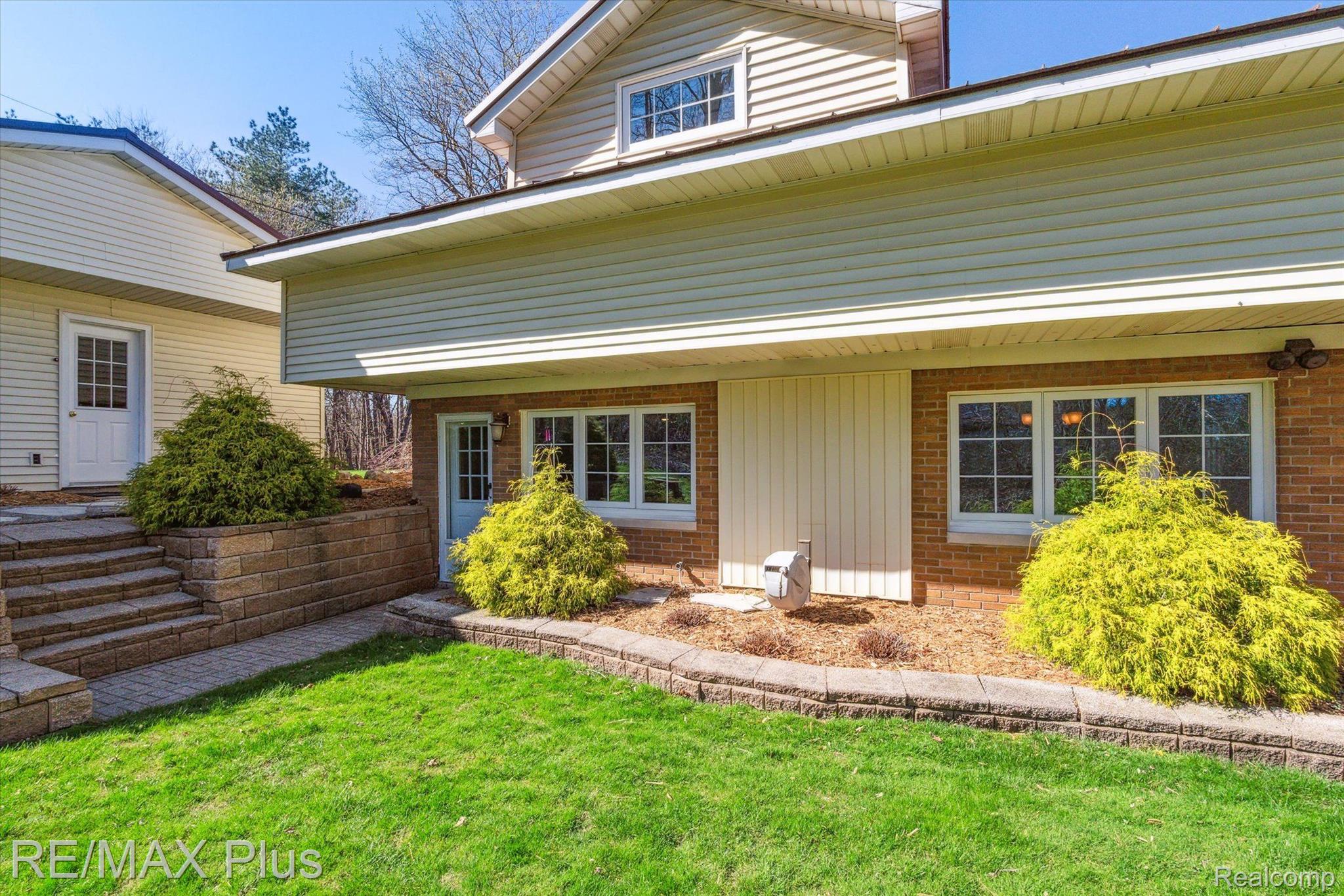 132 CURELLA Drive