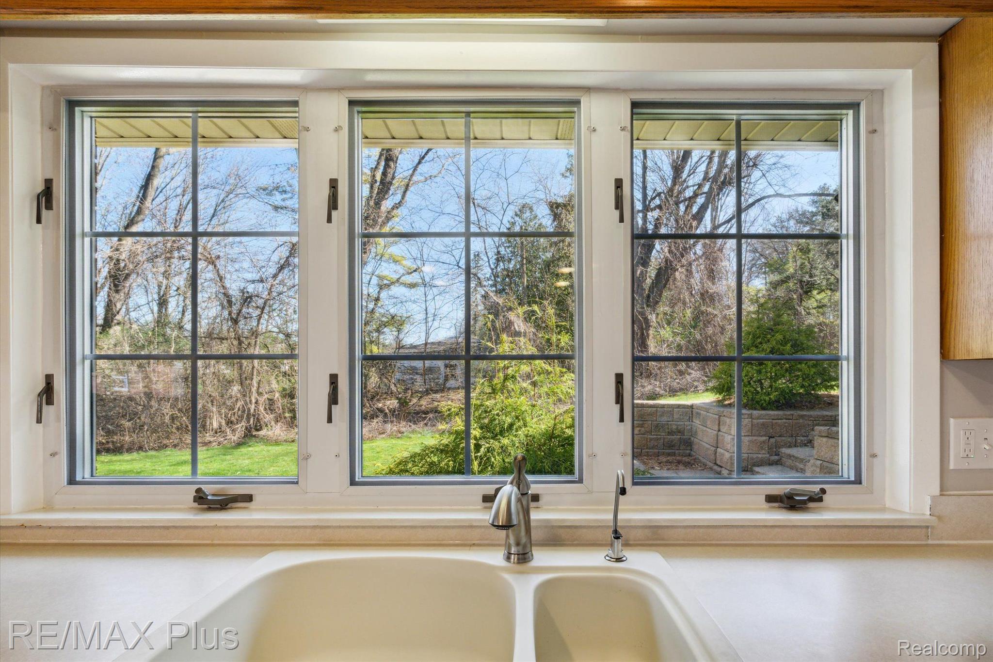 132 CURELLA Drive