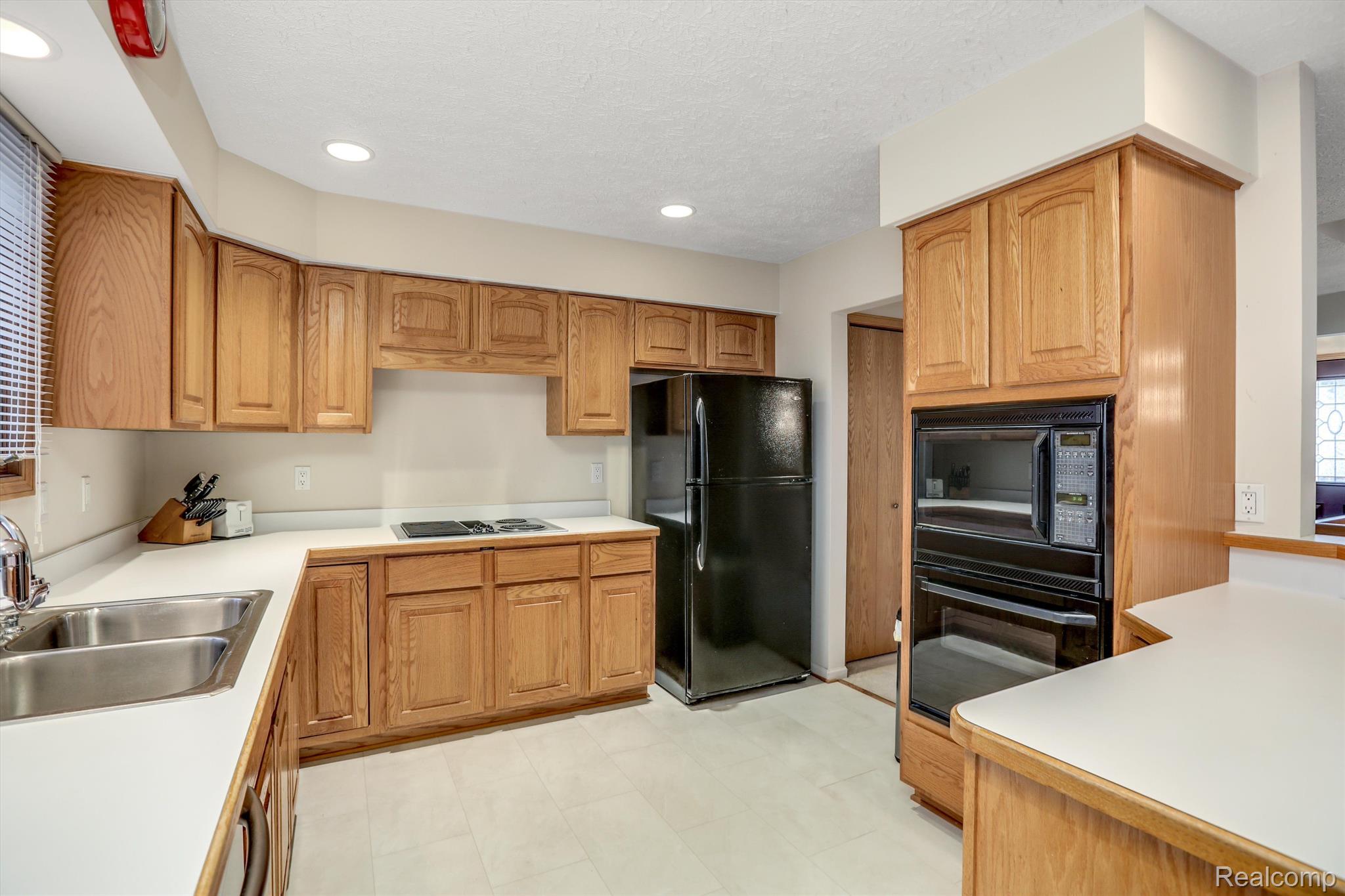 6552 SCENIC PINES Court