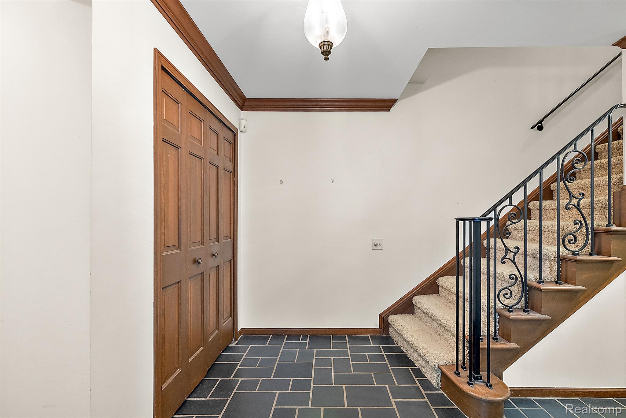 1137 TIMBERVIEW Trail 108