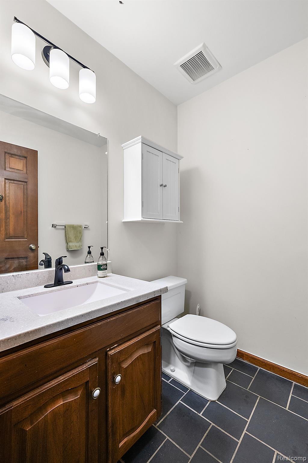 1137 TIMBERVIEW Trail 108