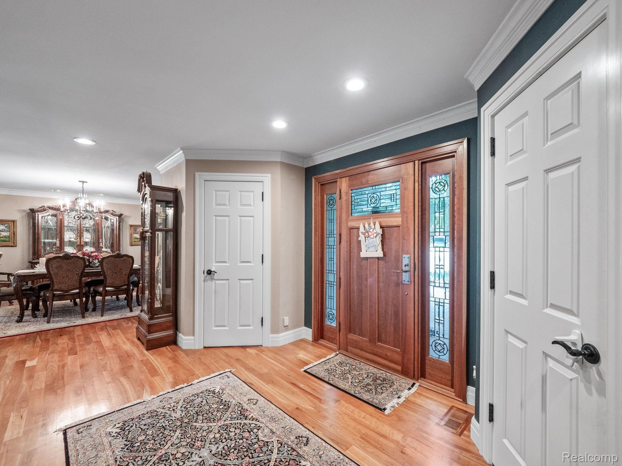 2485 HUNTERS POND