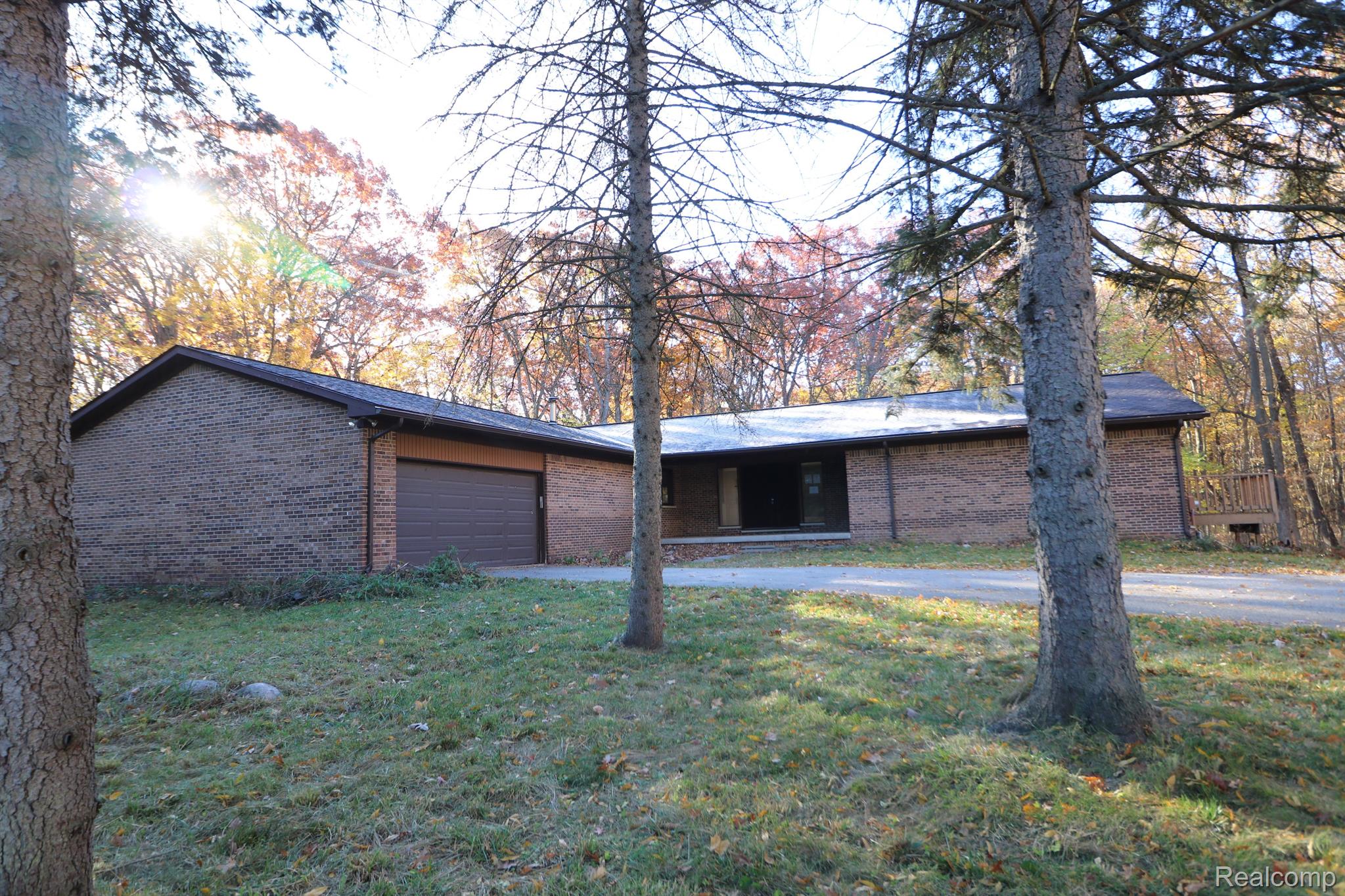 1275 W OAKWOOD Road