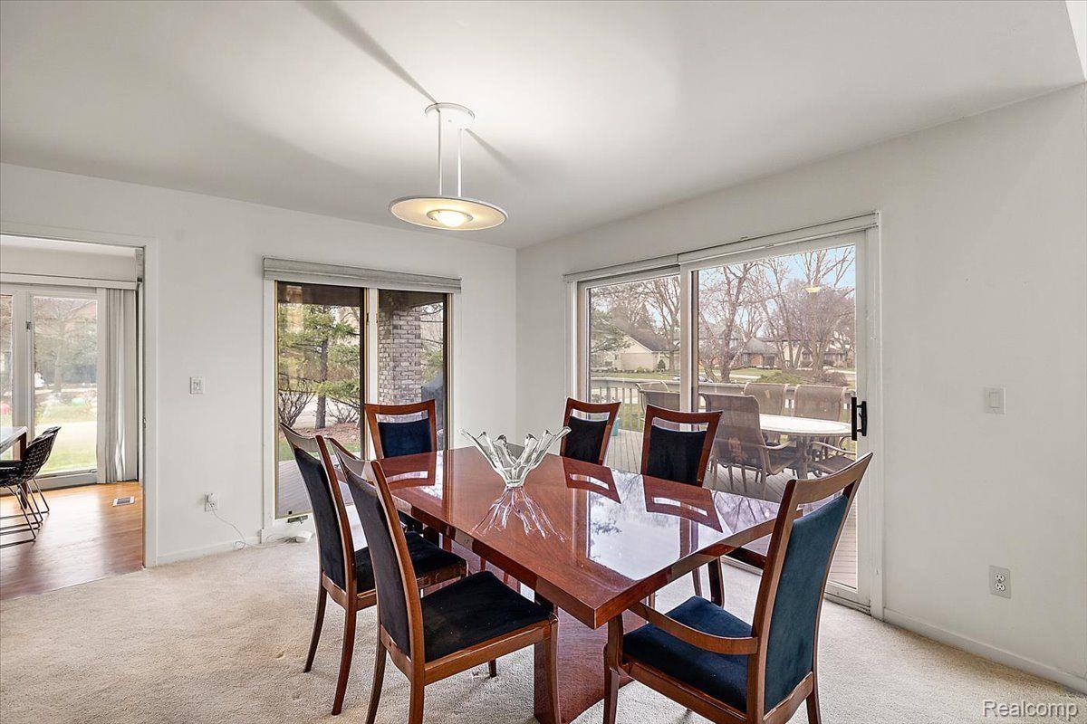 5385 POND BLUFF Drive