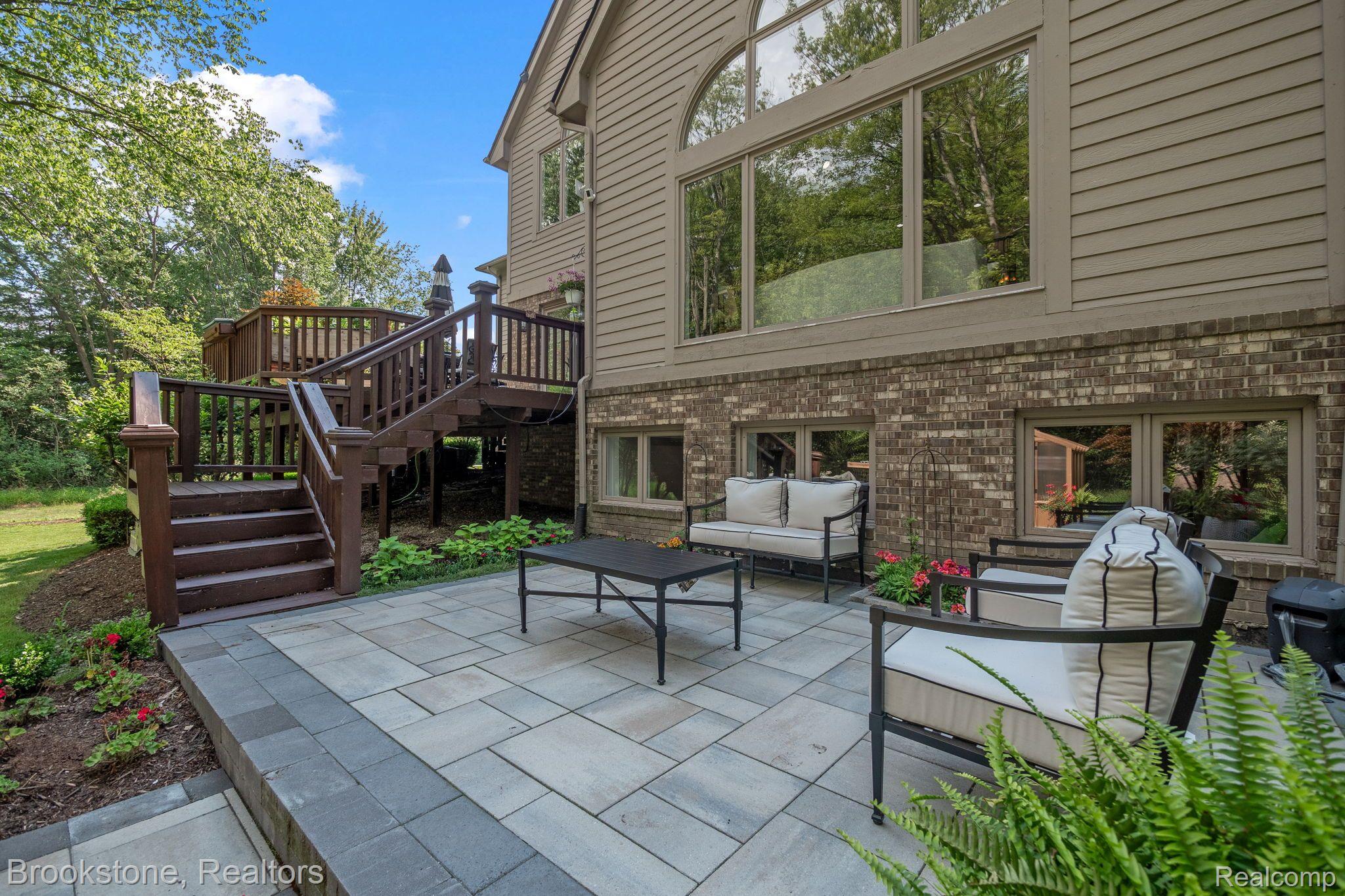 30500 FOREST Drive