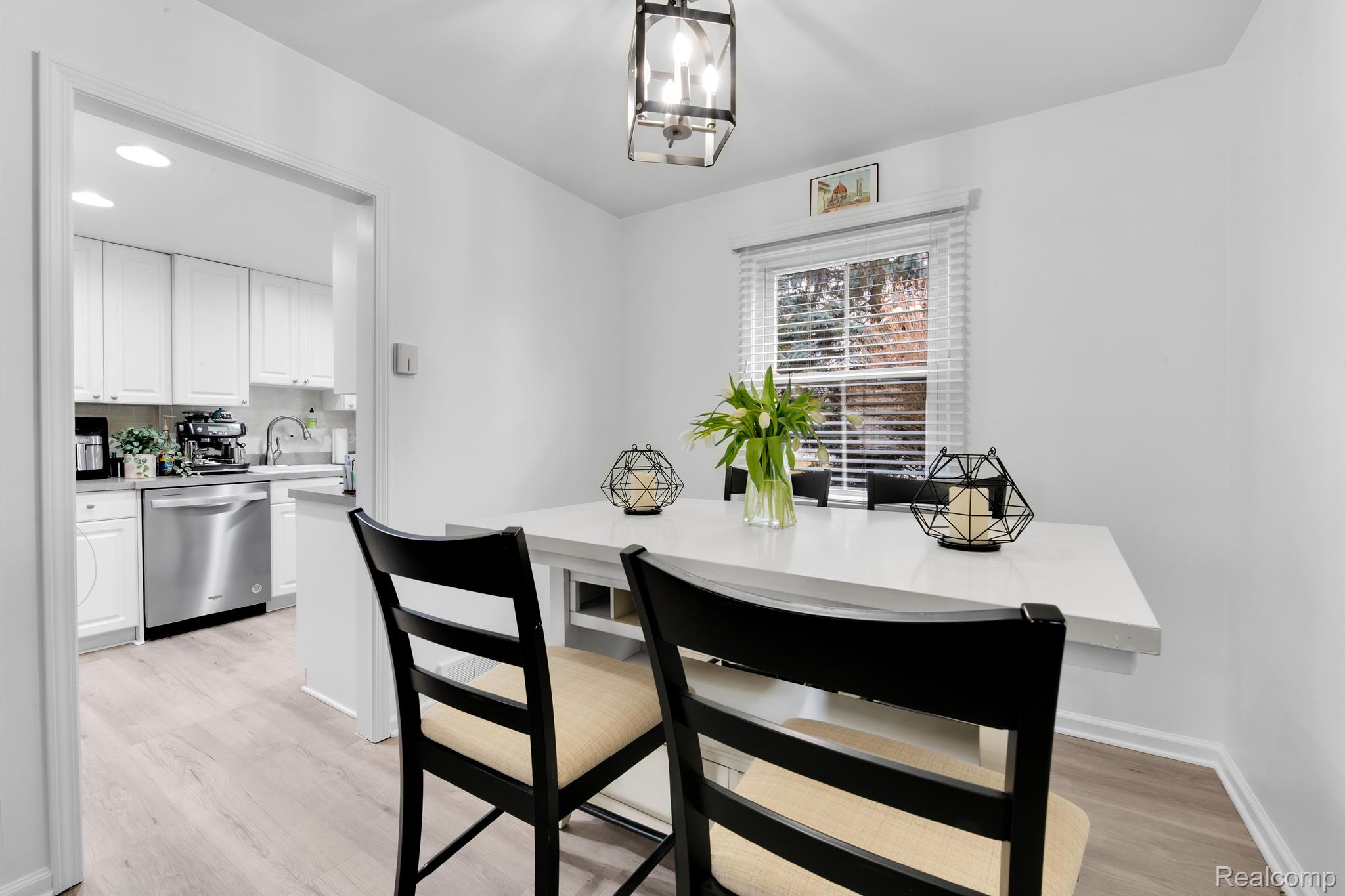 1668 GRAEFIELD Road 64