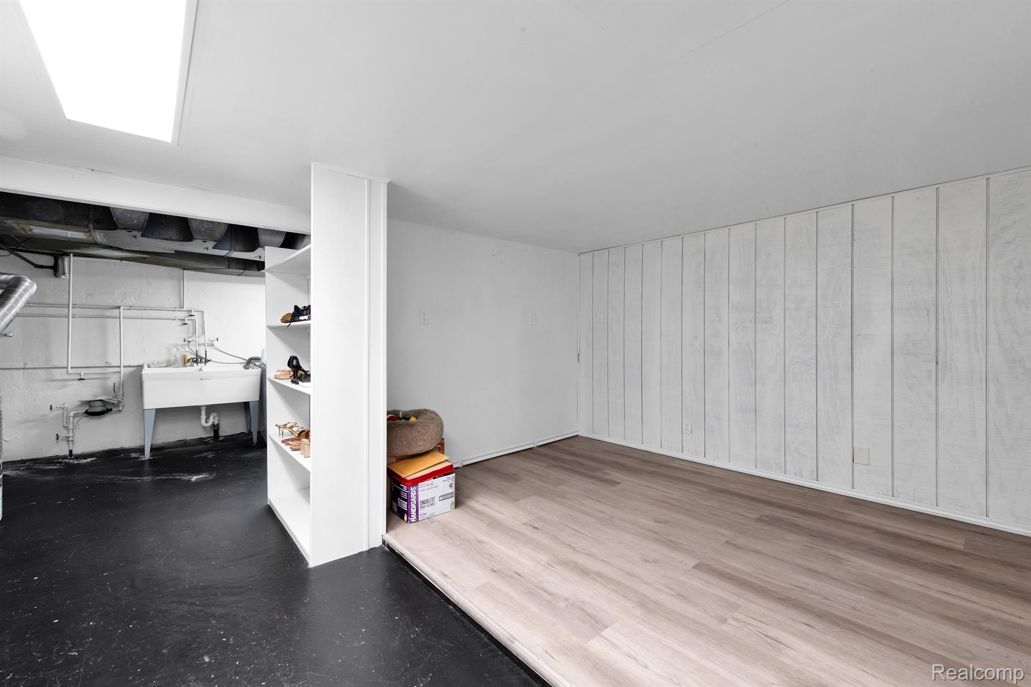 1668 GRAEFIELD Road 64
