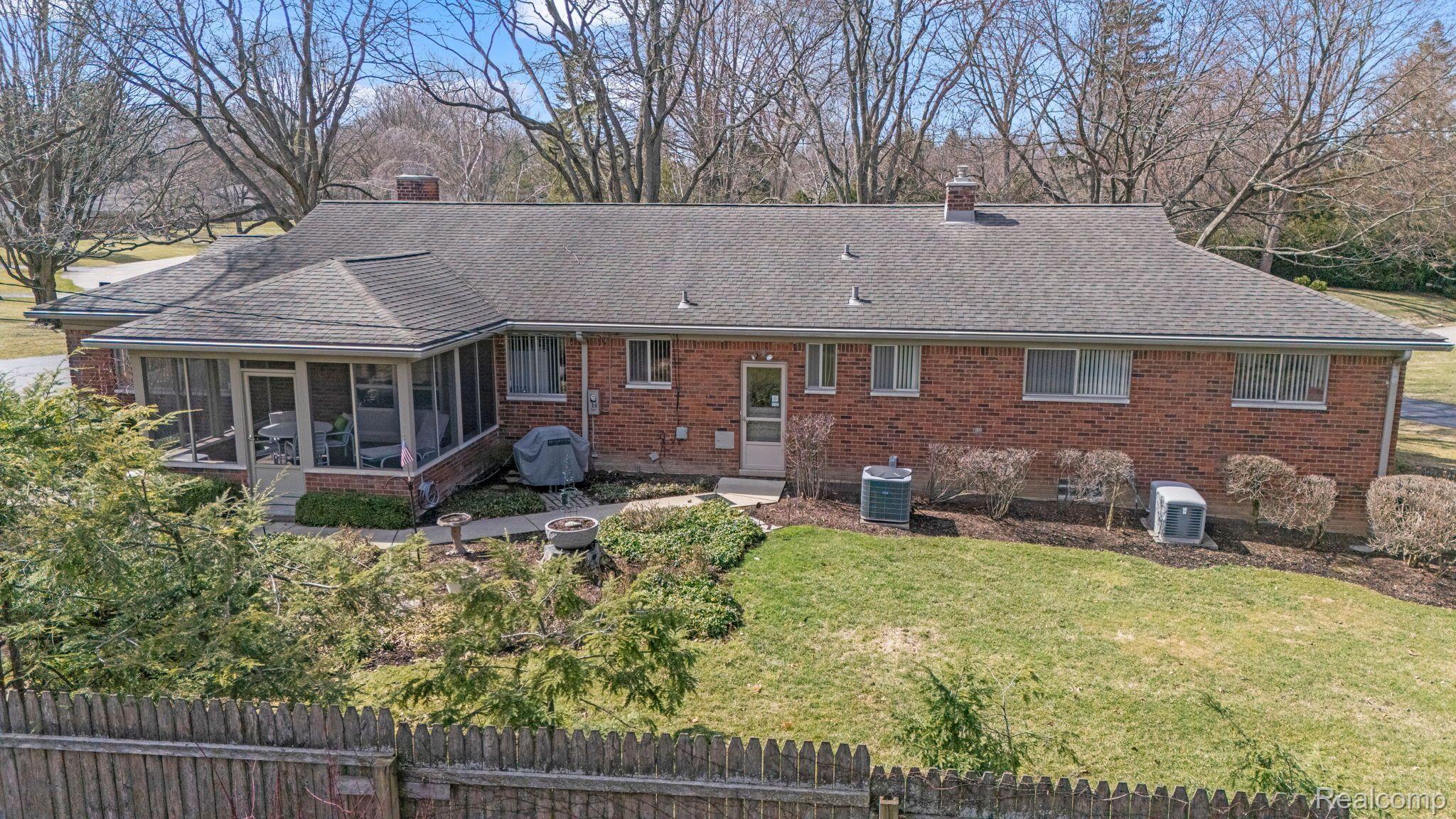 5889 ORCHARD BEND Road