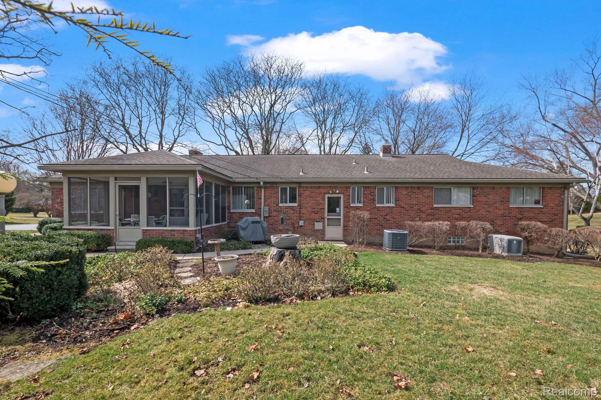 5889 ORCHARD BEND Road